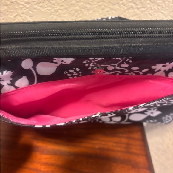 Thirty-One Floral Black and White Cosmetic Bag - Picture 2 of 6